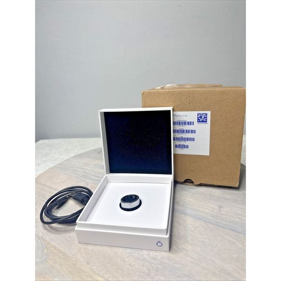 Oura Ring Gen 3 Silver Smart Activity & Sleep Tracker size 13 - Picture 1 of 7